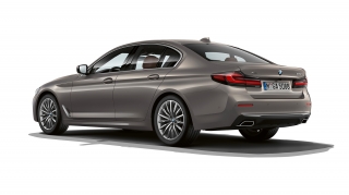 2022 BMW 520d xDrive 2.0 190 BG Otomatik S.Ed.Luxury Line (4x4)
