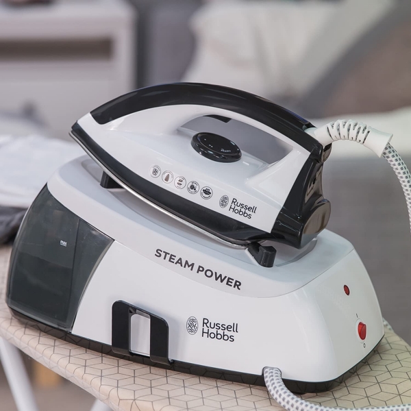 Russell Hobbs 24420-56 Buhar Kazanlı Ütü