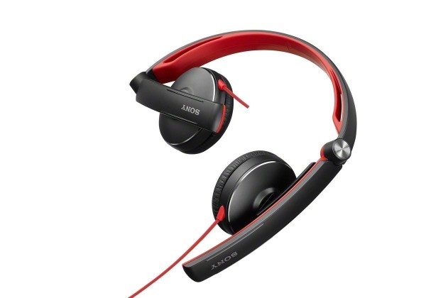 Sony MDR-S70AP Kablolu Kulaklık