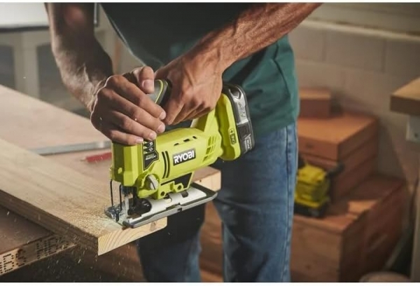 Ryobi R18JS-120S Dekupaj Testere