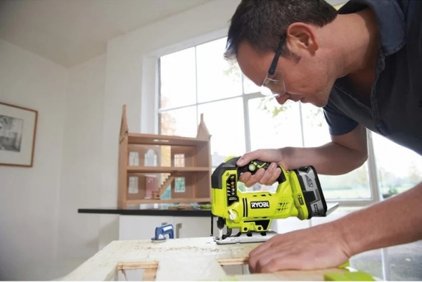 Ryobi R18JS-120S Dekupaj Testere