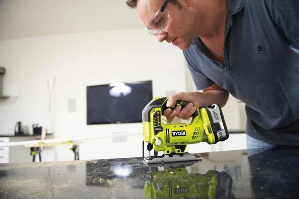 Ryobi R18JS-120S Dekupaj Testere