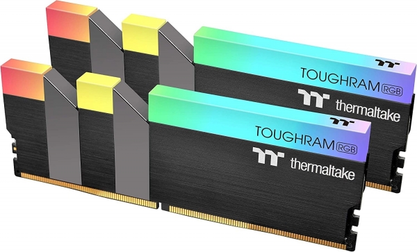 Thermaltake Toughram RGB 16 GB 4600 MT