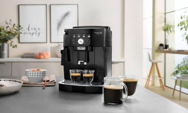 DeLonghi Magnifica S Smart ECAM 230.13.B Kahve Makinesi