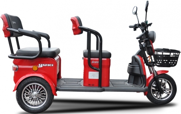 Yuki YK-32 Greta Moped