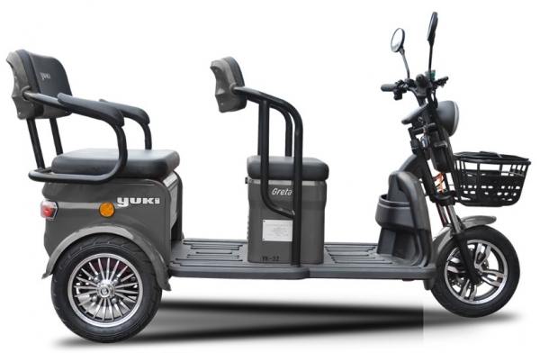 Yuki YK-32 Greta Moped