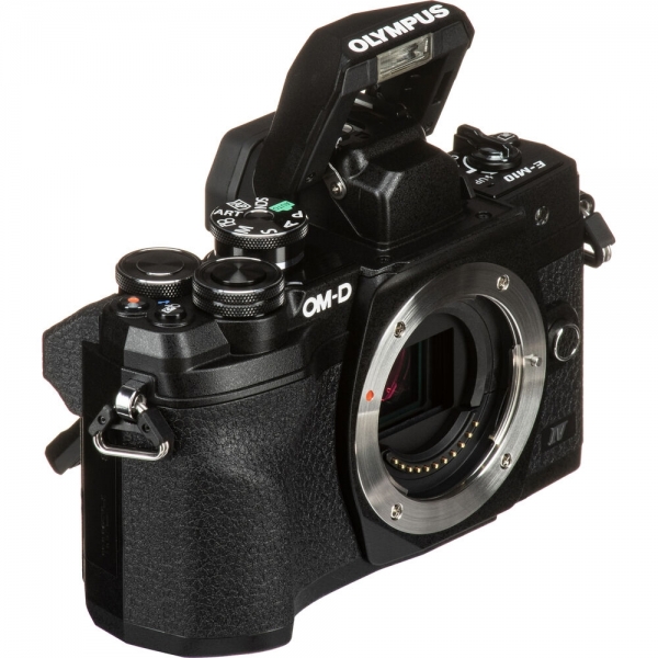 Olympus OM-D E-M10 Mark IV Aynasız Fotoğraf Makinesi