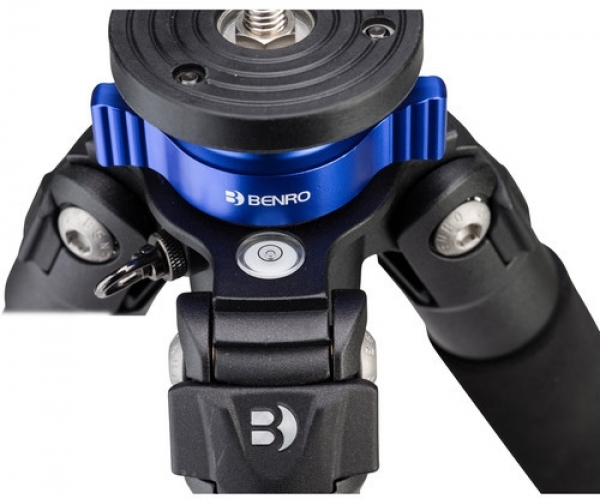 Benro TMA48CLB4 Tripod