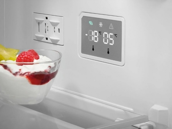 Vestel RCB732E4MG Buzdolabı