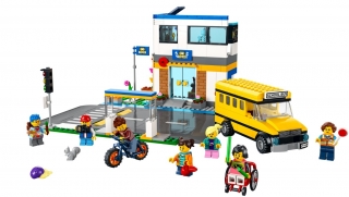 LEGO City 60329 School Day
