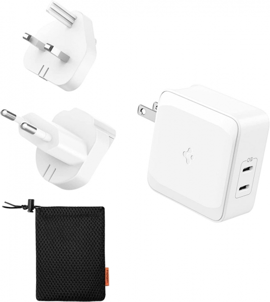 Spigen ACH02613 Şarj Aleti