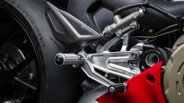 Ducati Panigale V4 S Racing