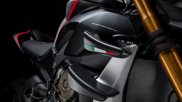 Ducati Streetfighter V4 SP Racing