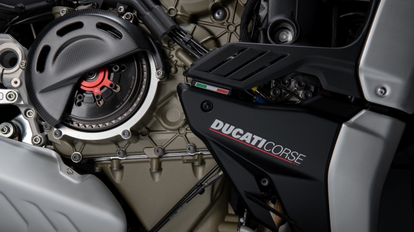 Ducati Streetfighter V4 SP Racing