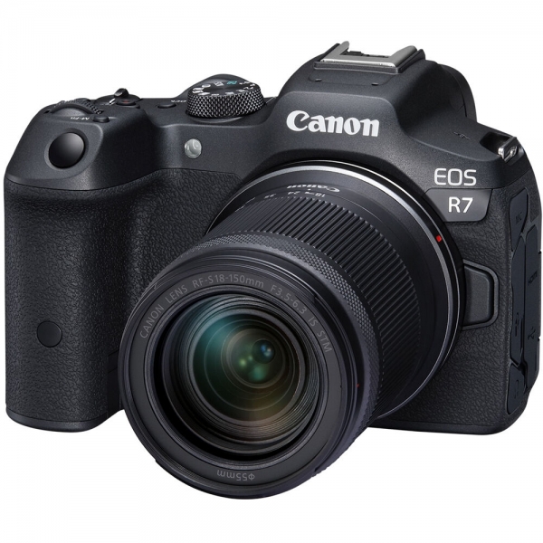 Canon EOS R7 18-150mm Aynasız Fotoğraf Makinesi