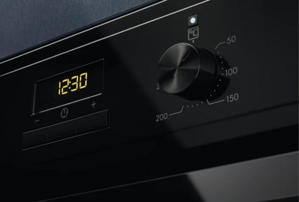 Electrolux EOF3H50BK Ankastre Fırın