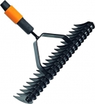 Fiskars 135513 QuikFit Çim ve Toprak Havalandırma Tırmığı resim
