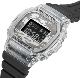 Casio G-Shock DW-5600SKC-1DR Kol Saati