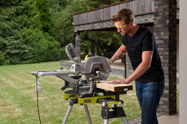 Ryobi EMS305RG Gönye Testere