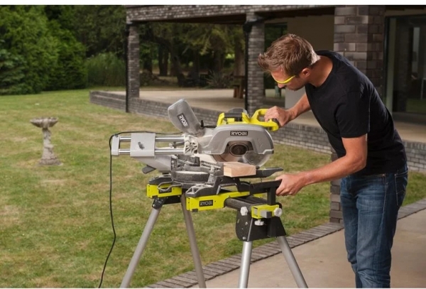 Ryobi EMS305RG Gönye Testere