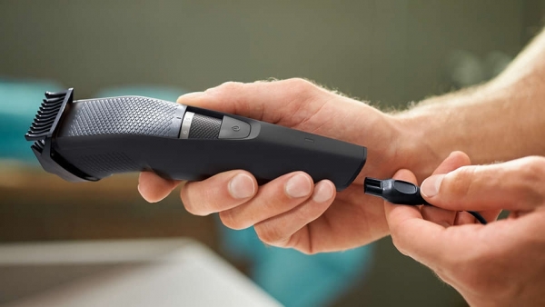 Philips Norelco 3000 Serisi BT320/4 Sakal Kesme Makinesi