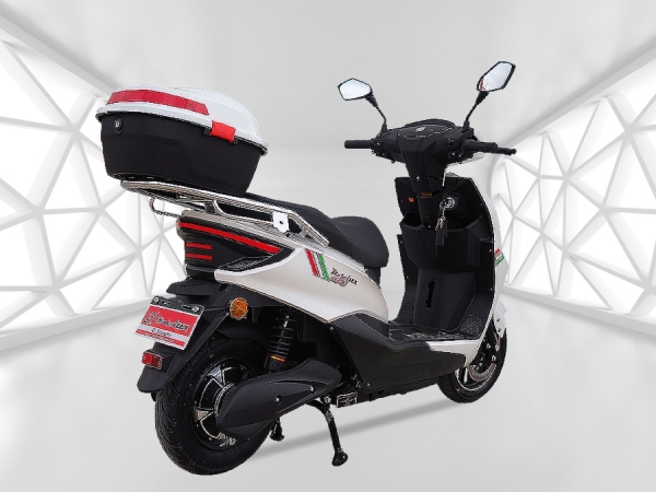 MotoLux Motolux E-Ceo Scooter