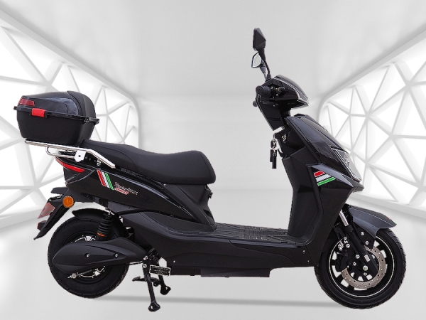 MotoLux Motolux E-Ceo Scooter