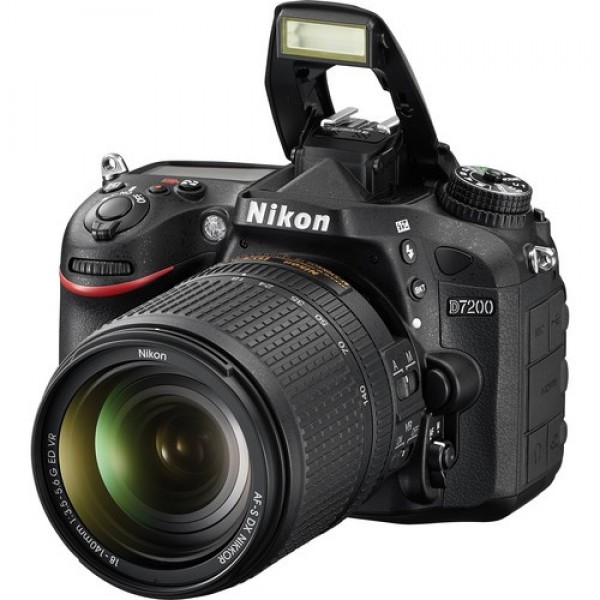 Nikon D7200 18-140mm DSLR Fotoğraf Makinesi