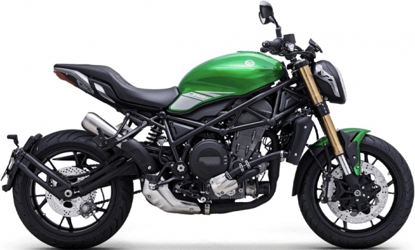 Benelli 752-S Naked