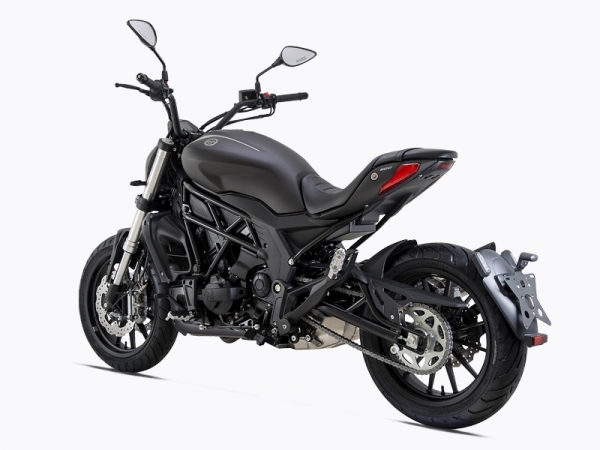 Benelli 502-C Naked