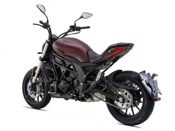 Benelli 502-C Naked
