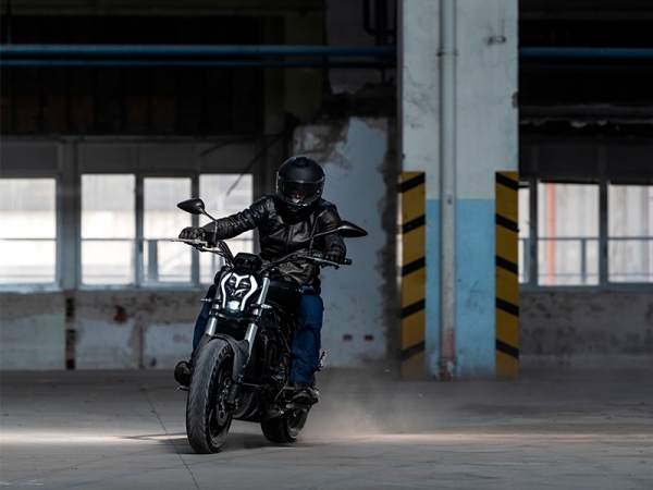 Benelli 502-C Naked