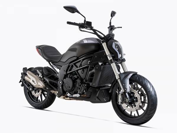 Benelli 502-C Naked