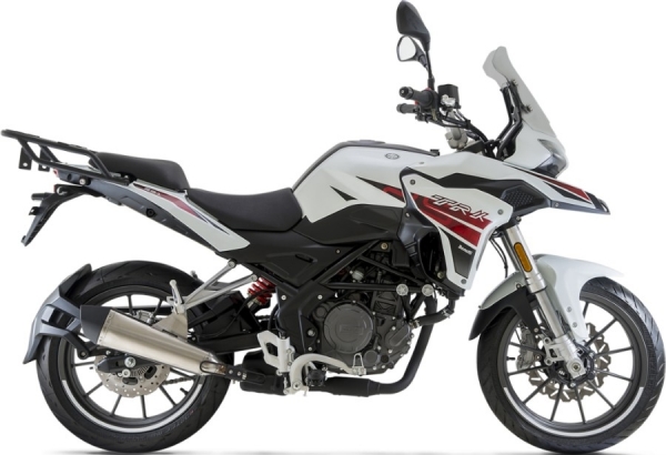 Benelli TRK251 Touring