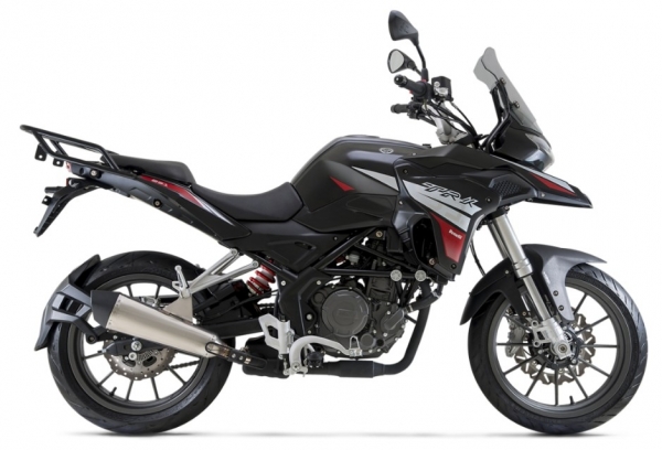 Benelli TRK251 Touring