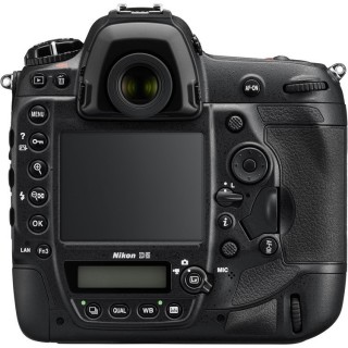 Nikon D5 DSLR Fotoğraf Makinesi