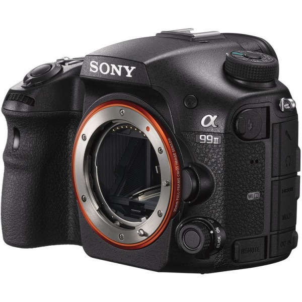 Sony A99 II DSLR Fotoğraf Makinesi
