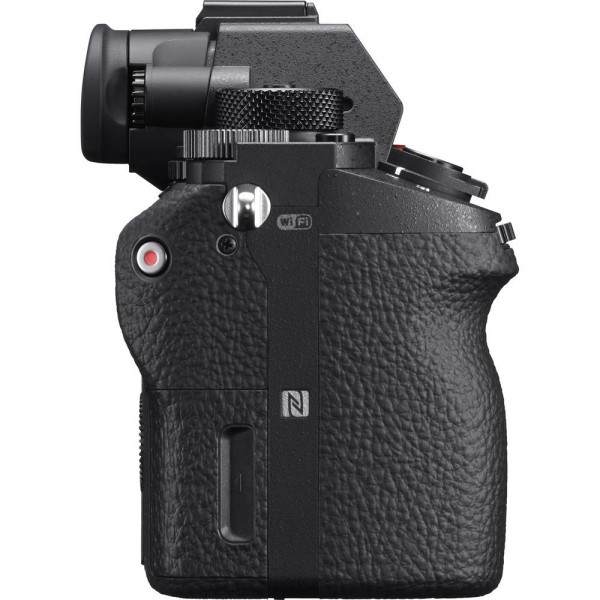 Sony A7S II Aynasız Fotoğraf Makinesi