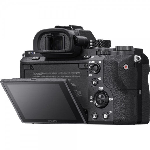 Sony A7S II Aynasız Fotoğraf Makinesi