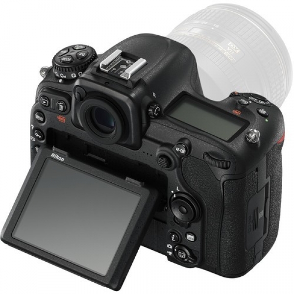 Nikon D500 24-85mm DSLR Fotoğraf Makinesi