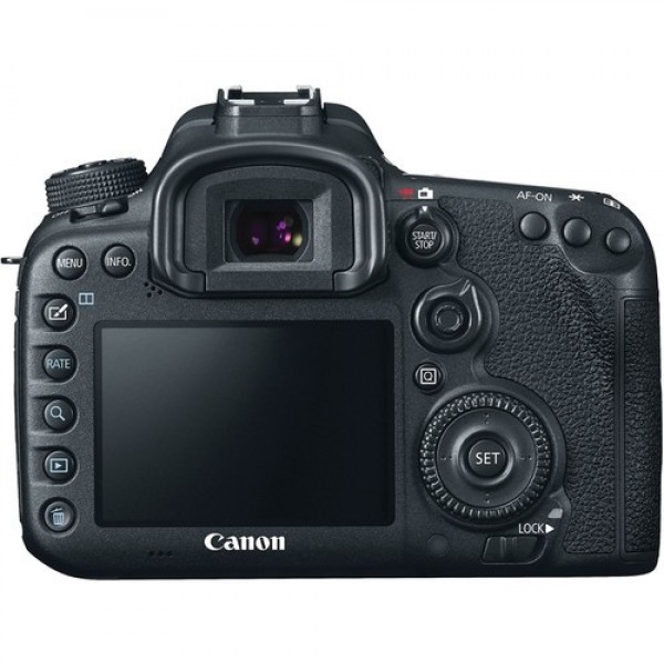 Canon EOS 7D Mark II 18-135mm DSLR Fotoğraf Makinesi
