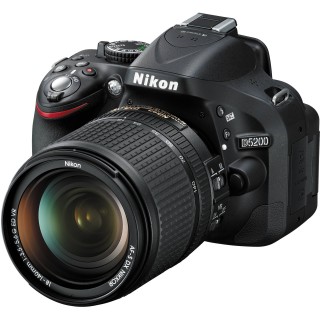 Nikon D5200 18-140mm DSLR Fotoğraf Makinesi