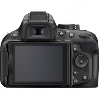 Nikon D5200 18-140mm DSLR Fotoğraf Makinesi