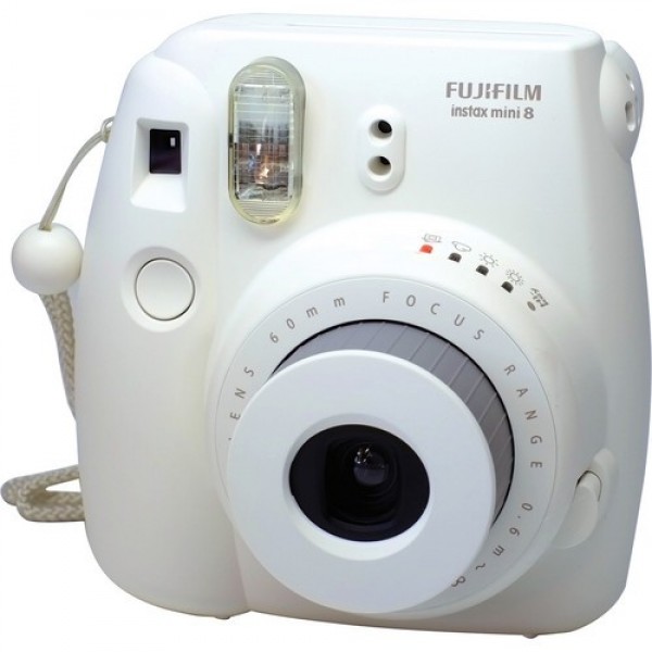 Fujifilm Instax Mini 8 Şipşak Fotoğraf Makinesi