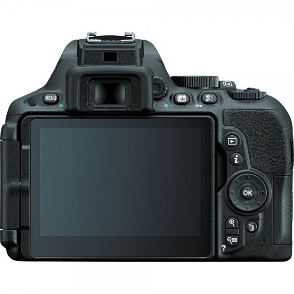 Nikon D5500 DSLR Fotoğraf Makinesi (Gövde)