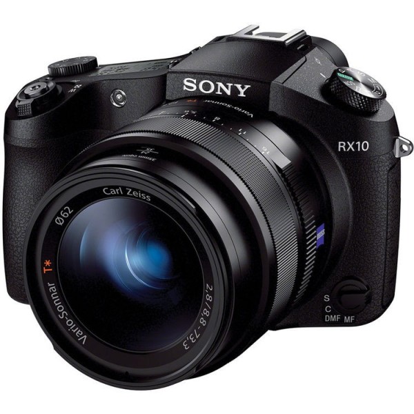 Sony DSC-RX10 Kompakt Fotoğraf Makinesi