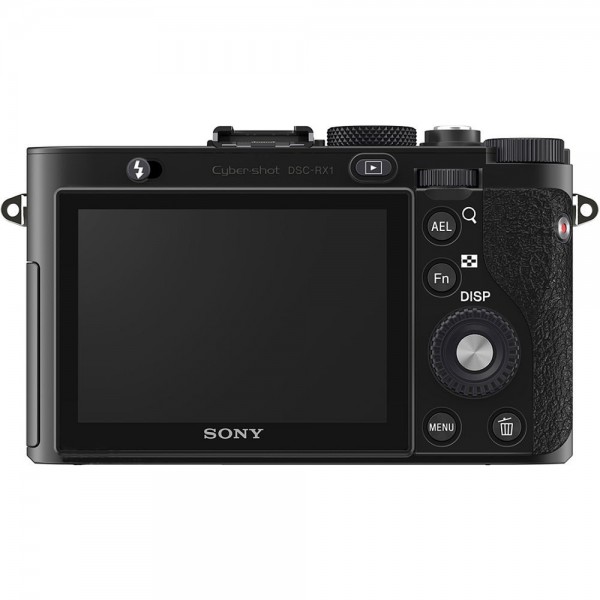 Sony DSC-RX1R Kompakt Fotoğraf Makinesi (24 MP)