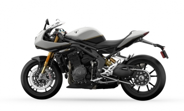 Triumph Speed Triple 1200 RR Naked