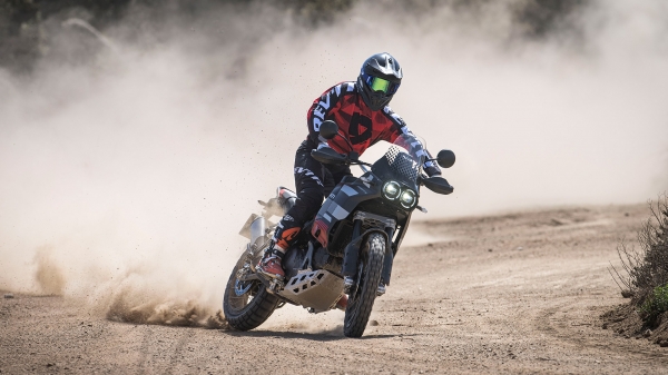Ducati DesertX Cross