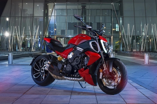 Ducati Diavel V4 Chopper